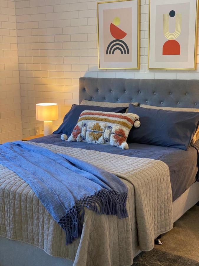 Illoura Holiday Apartment Three Bedroom Noosa River View ヌーサヴィル エクステリア 写真
