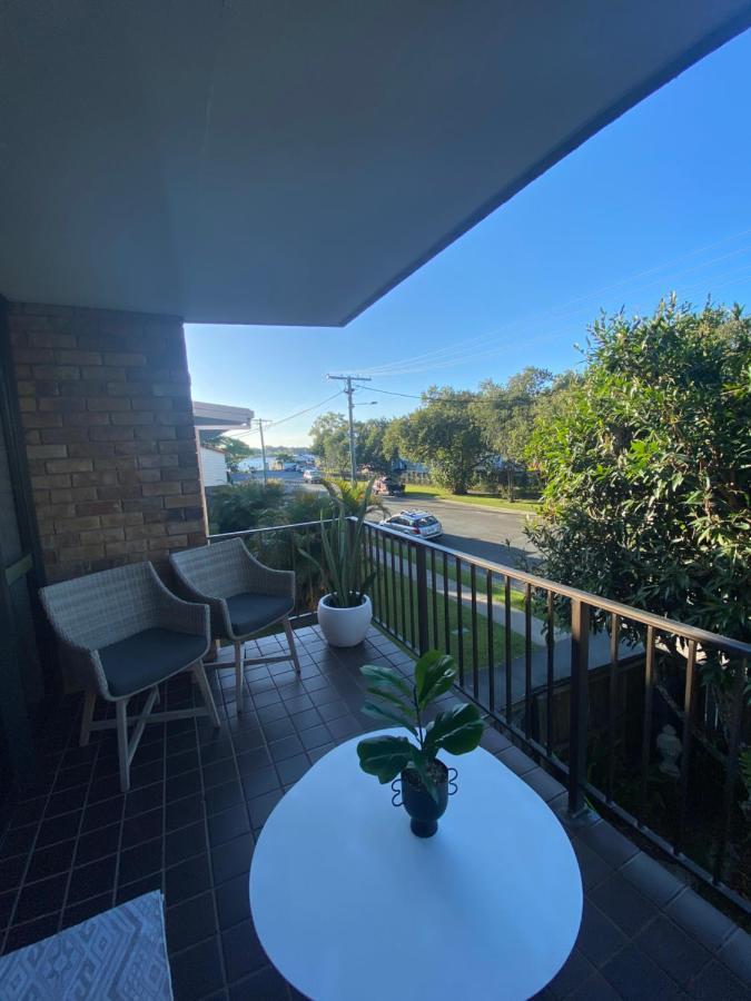 Illoura Holiday Apartment Three Bedroom Noosa River View ヌーサヴィル エクステリア 写真