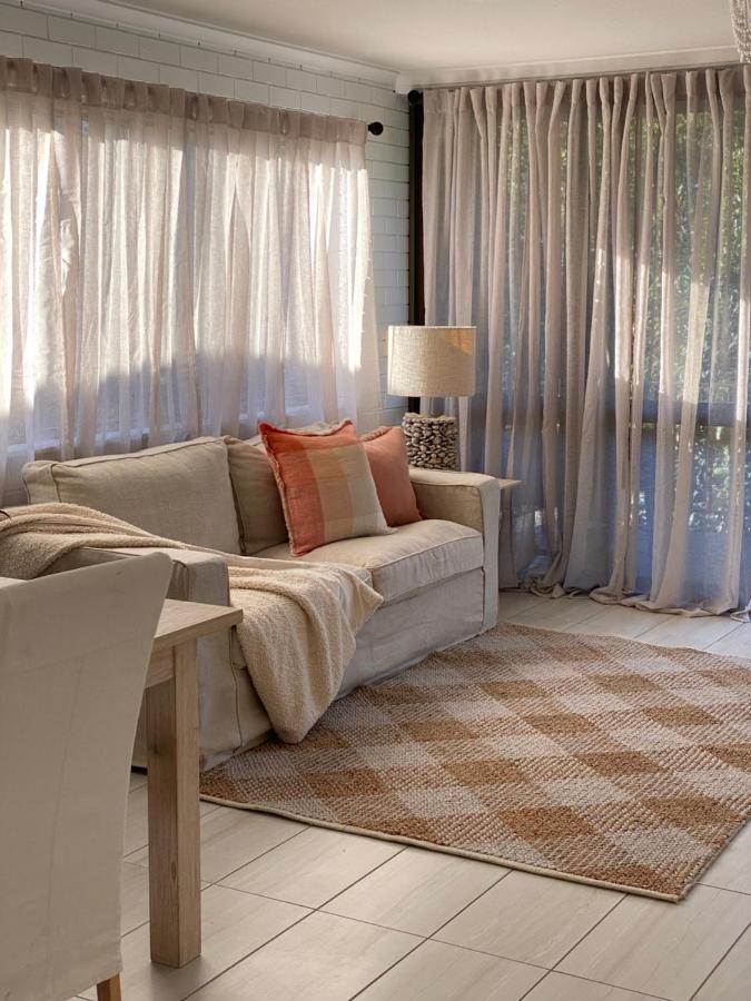 Illoura Holiday Apartment Three Bedroom Noosa River View ヌーサヴィル エクステリア 写真